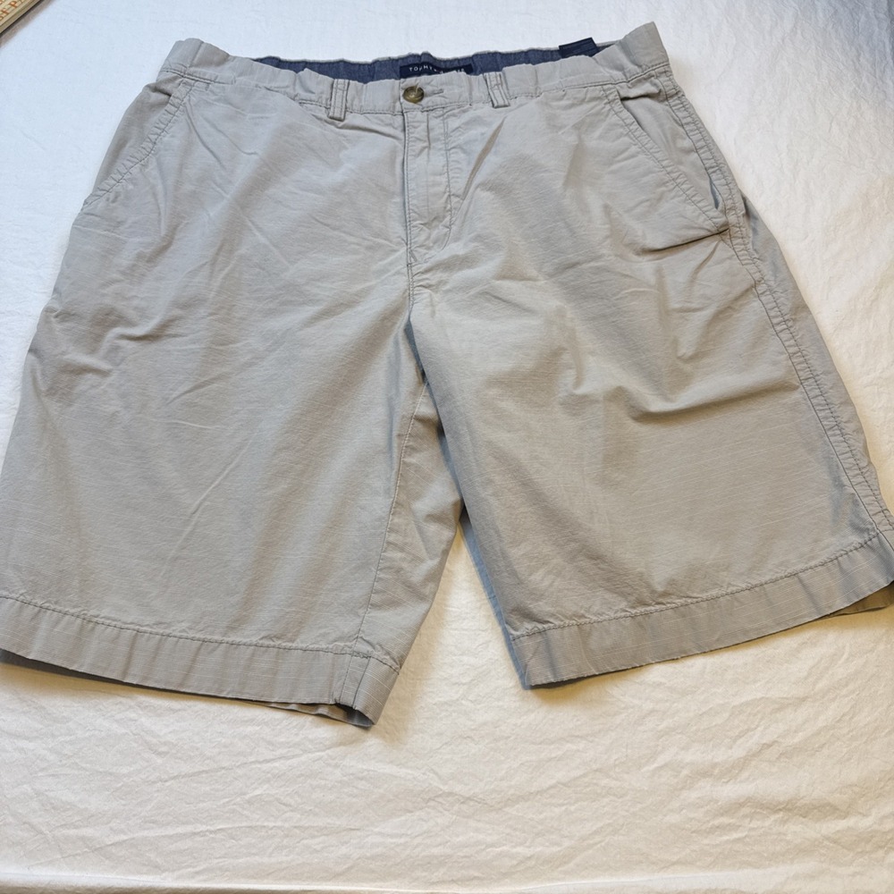 Tommy Hilfiger Mens 36 Khaki GRAY Chino Shorts Stretch Cotton Flat Front 9"